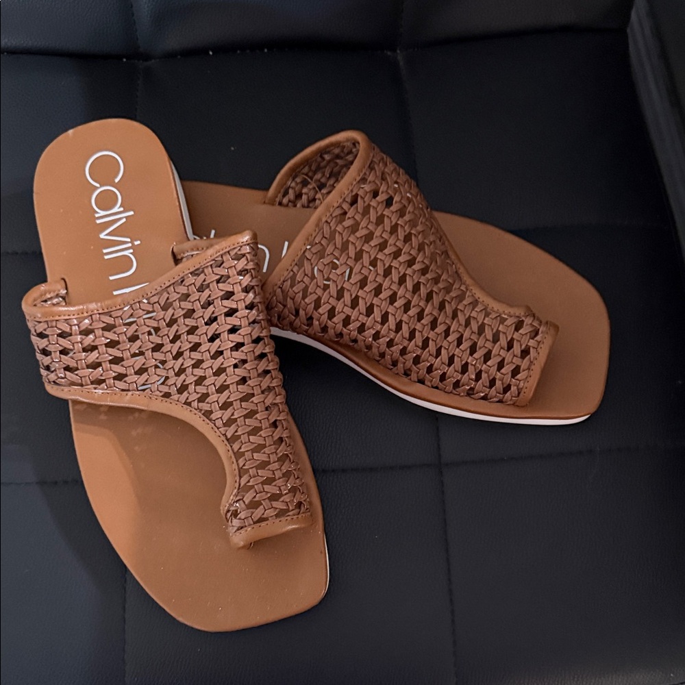 Calvin Klein Rills Flat Tan Woven Slide Sandals